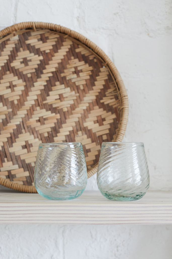 Hand-blown twisted round glasses La Soufflerie 