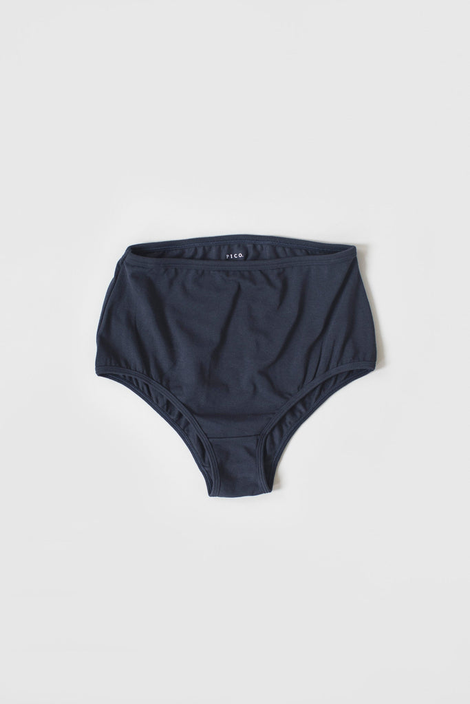 Super soft organic cotton high rise knickers in charcoal