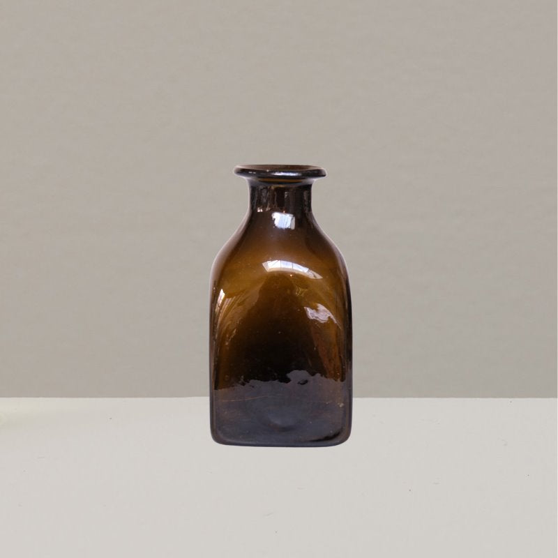 Small hand-blown glass square bottle | dark brown La Soufflerie 