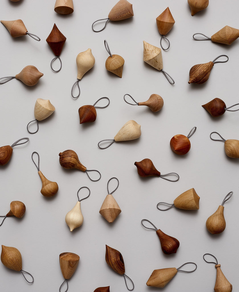 Hand-crafted wooden bauble | oak ~ medium Selwyn House 