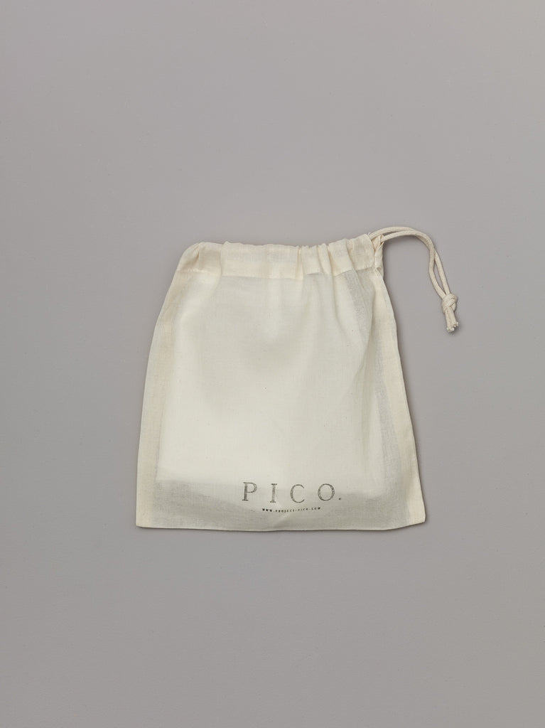 Natural drawstring bag for super soft organic cotton low waist knicker