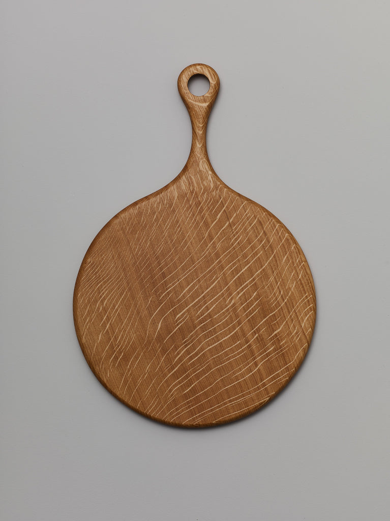 Selwyn house handmade british oak wooden pizza board